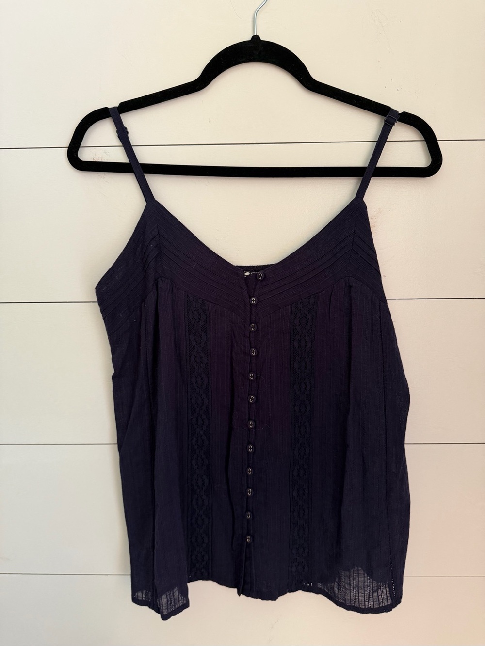 Sundance Navy Shell Spaghetti Strap Top Size Small